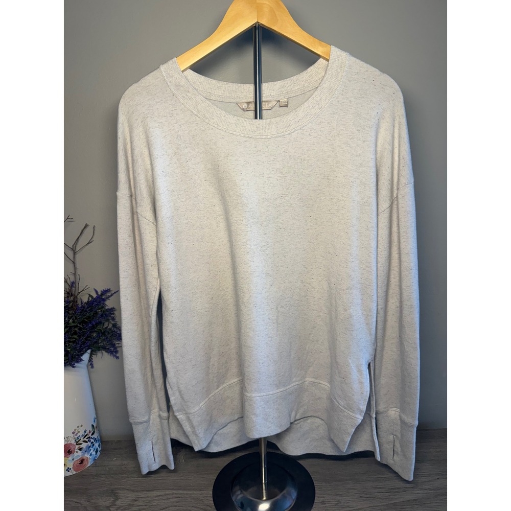 Athleta Puravida Sweatshirt Gray Oatmeal Heather Thumbhole Pullover Small